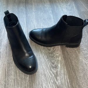 Steve Madden Leopold Chelsea Boot